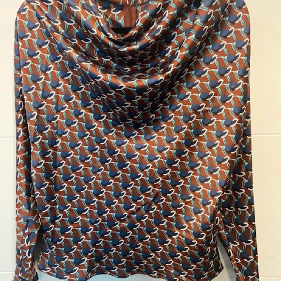 Zara Draped Printed Top with Back Top Zip - Picture 6 of 7